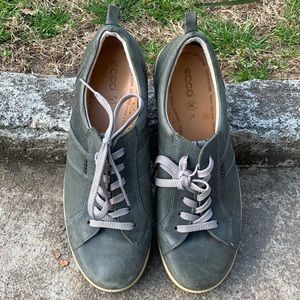 Ecco Women’s Size 9 Leather Shoe